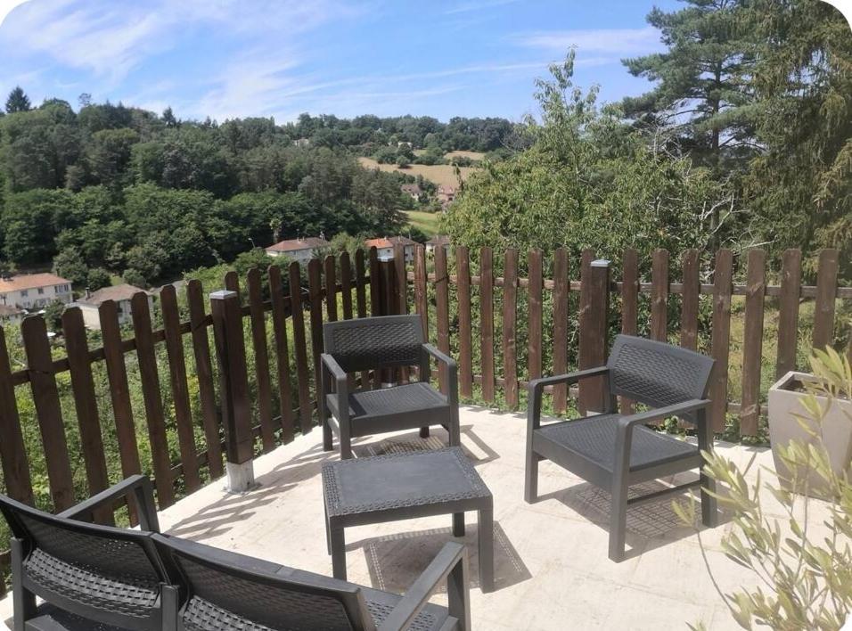 Chambre meublée avec vue panoramique à Périgueux Sanilhac  Exterior foto
